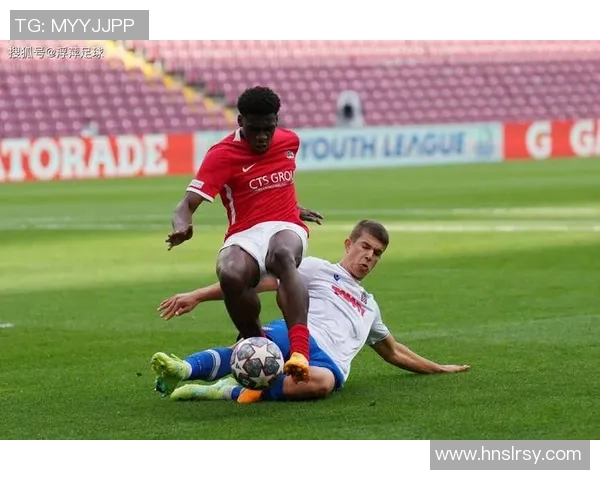 汉堡3-2反转云达不莱梅，波尔森、卢卡-武什科维奇破门